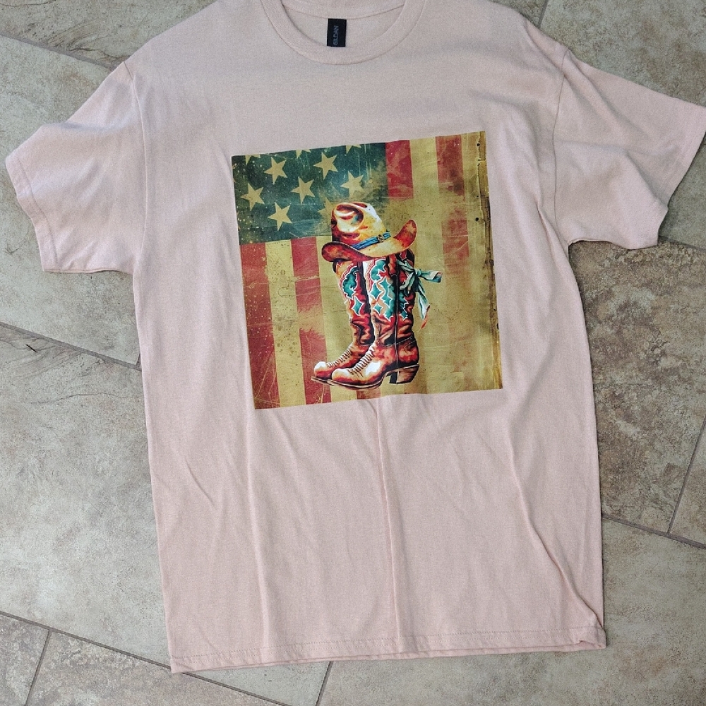 Gildan Heavy Cotton T-Shirt in Cream